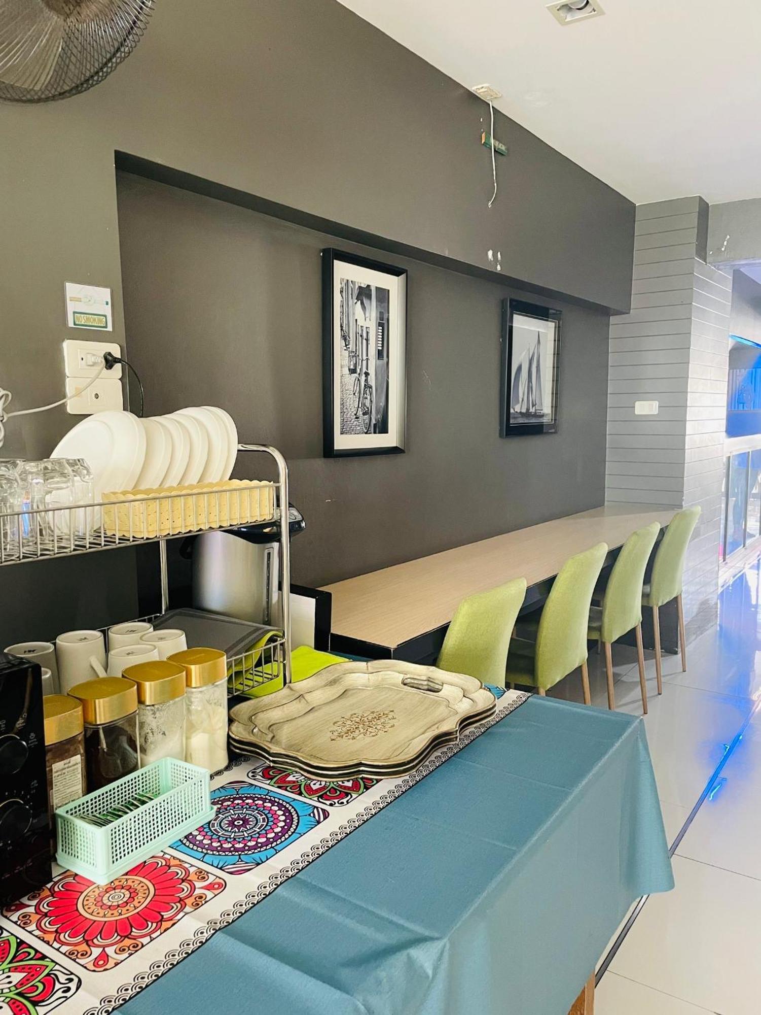Rabbitel Phuket Hostel Luaran gambar